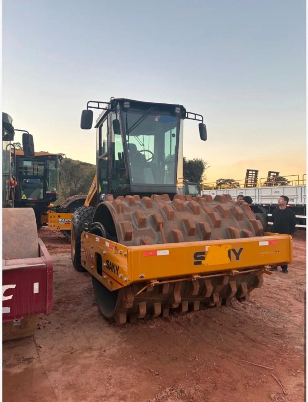 ROLO COMPACTADOR SANY SRR120C-10 2024 - Foto 2