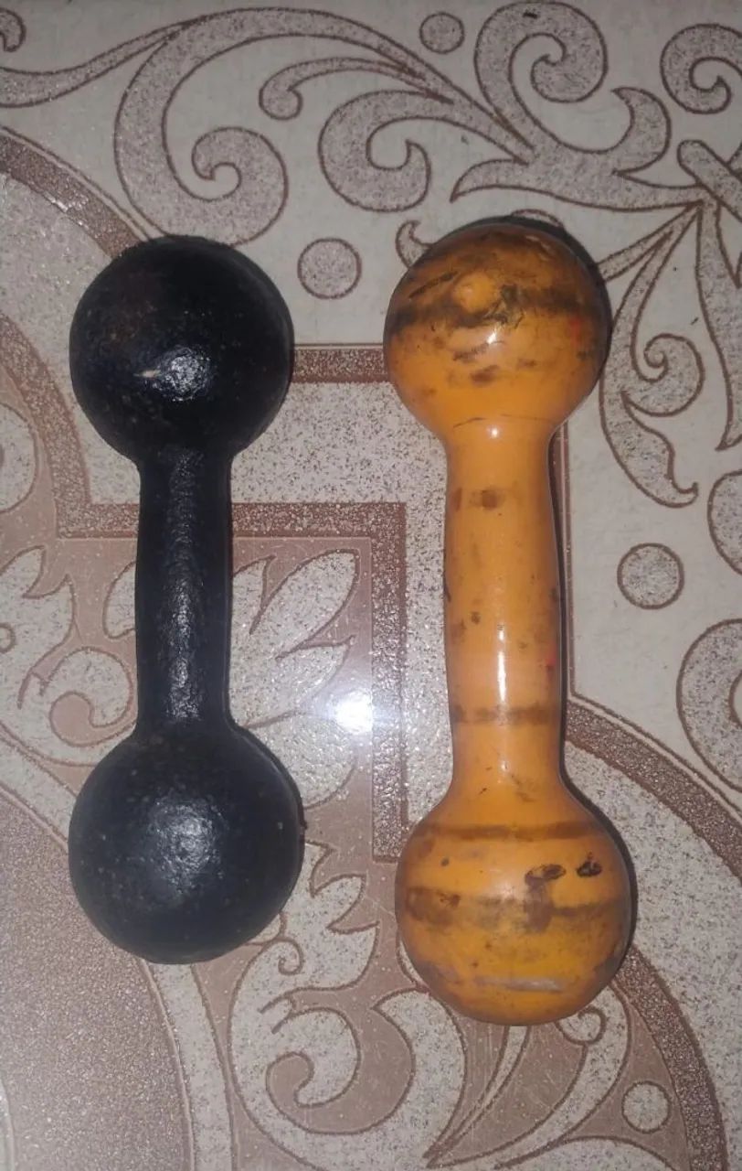 VENDO HALTERES 