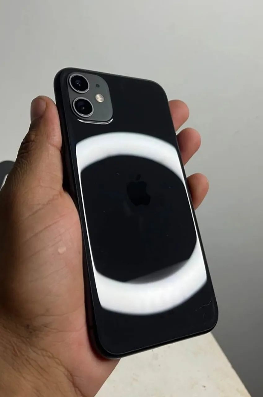 Iphone 11 - 64GB - extremamente conservado - Celulares e