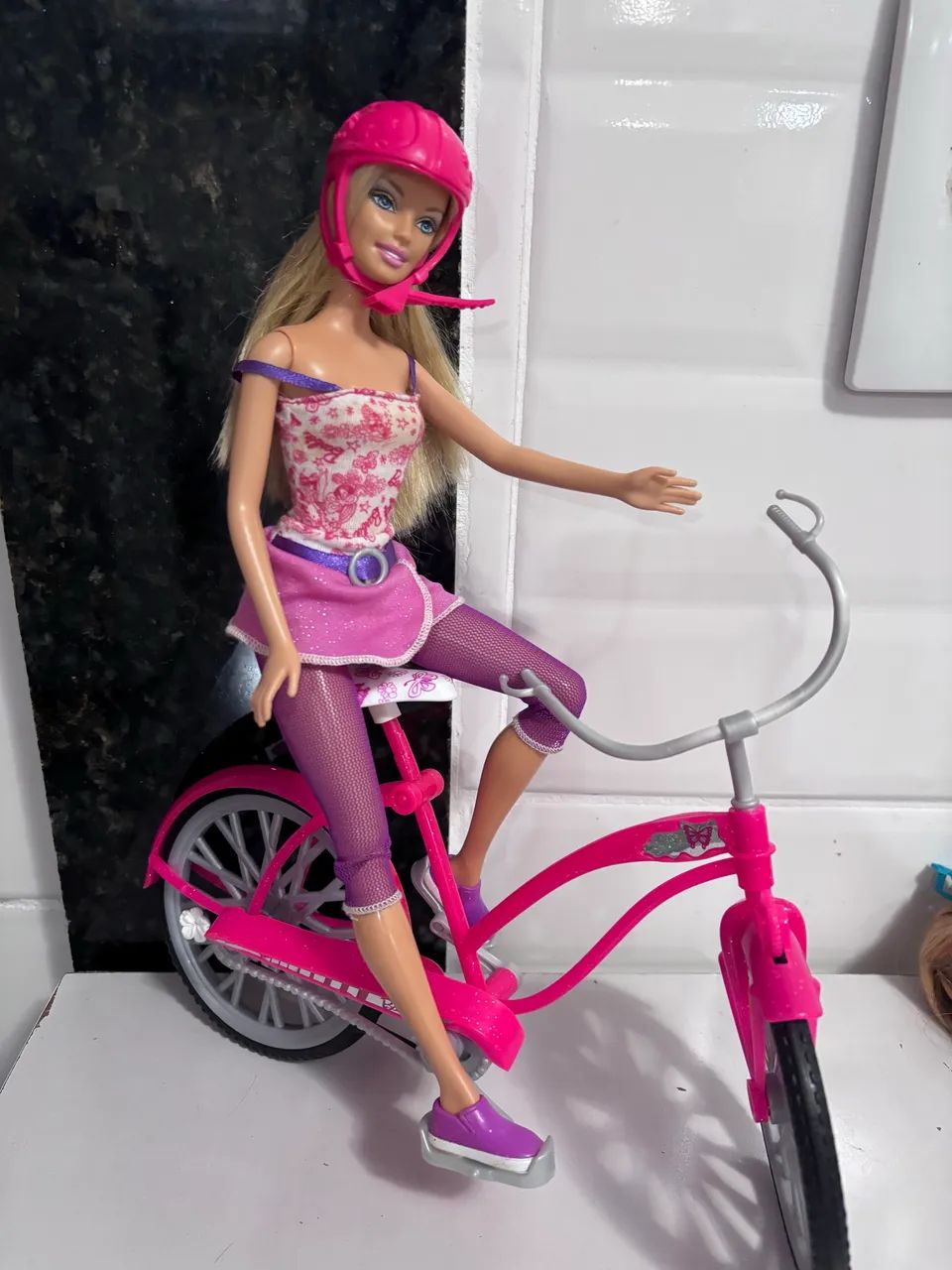 Barbie com bicicleta 