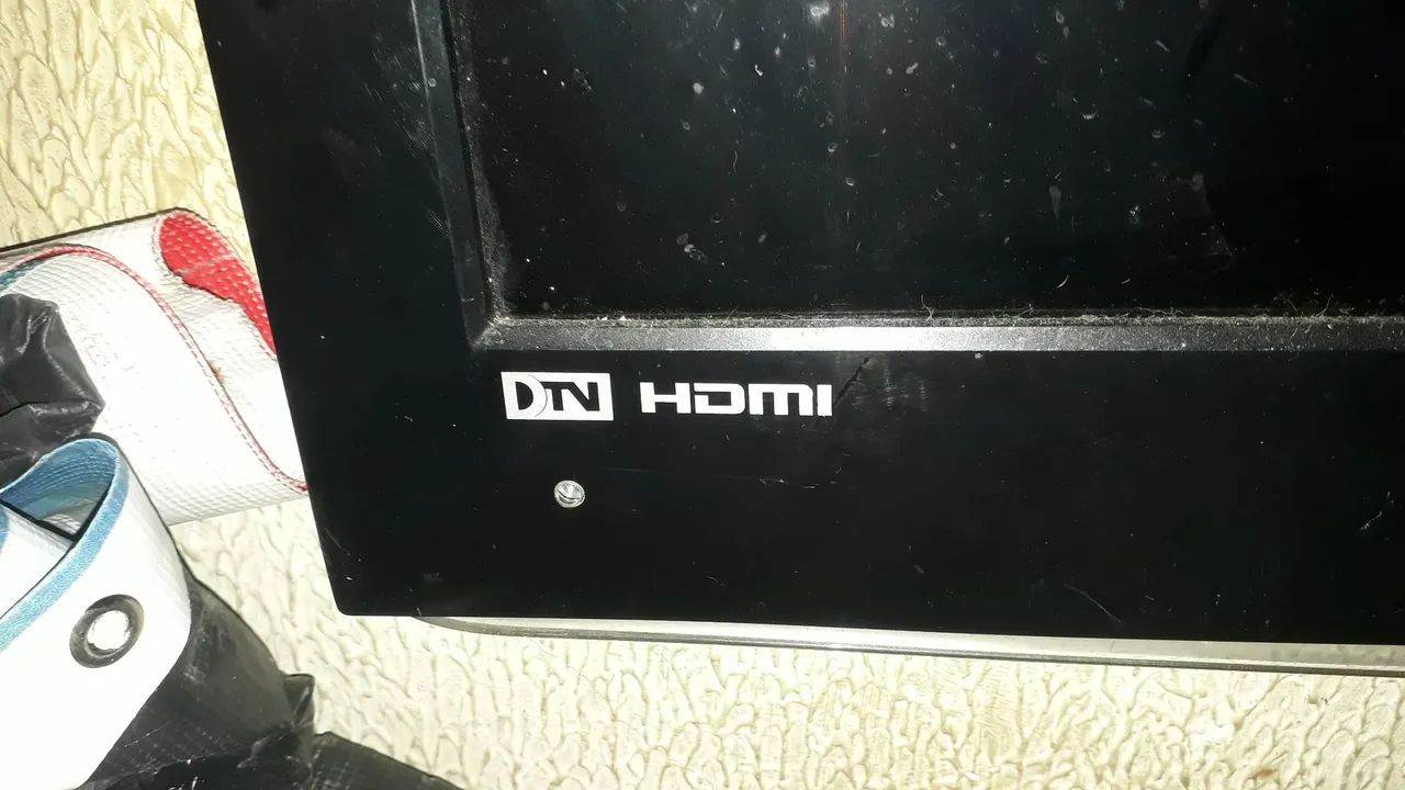 Televisão 40 polegadas STI HDMI