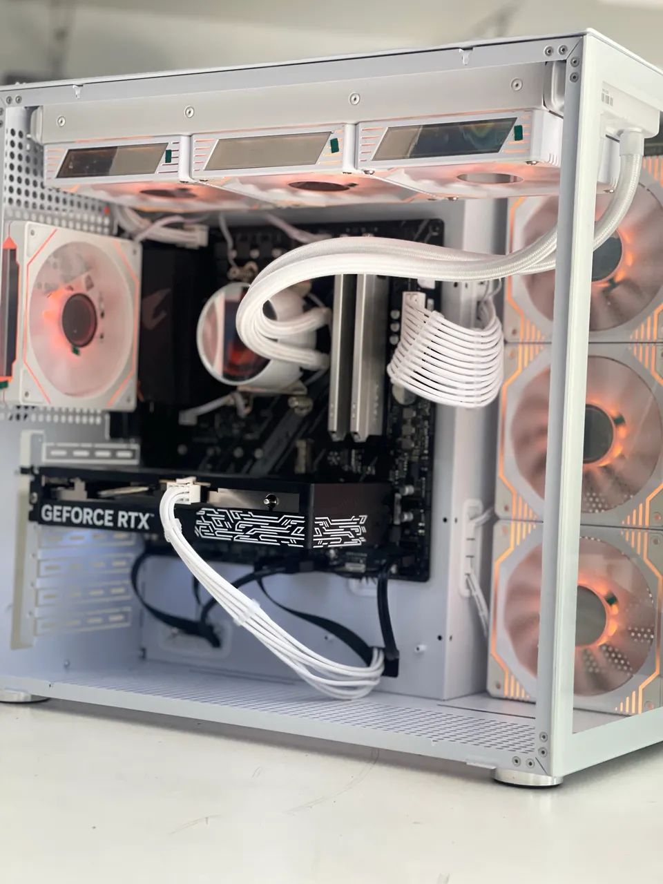 Pc gamer 5500x3d Rtx 5060