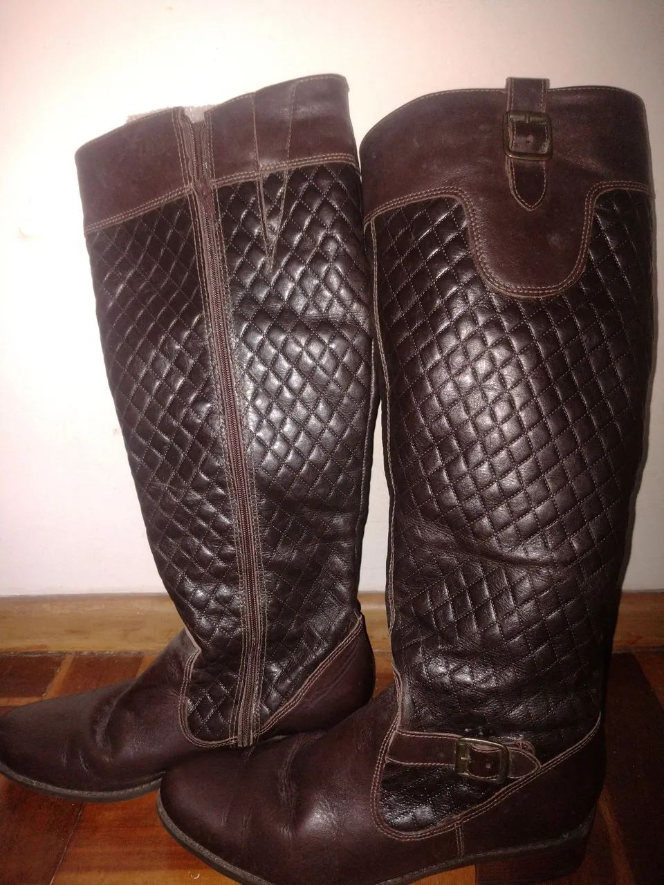 Bota em couro marrom marca Bottero 