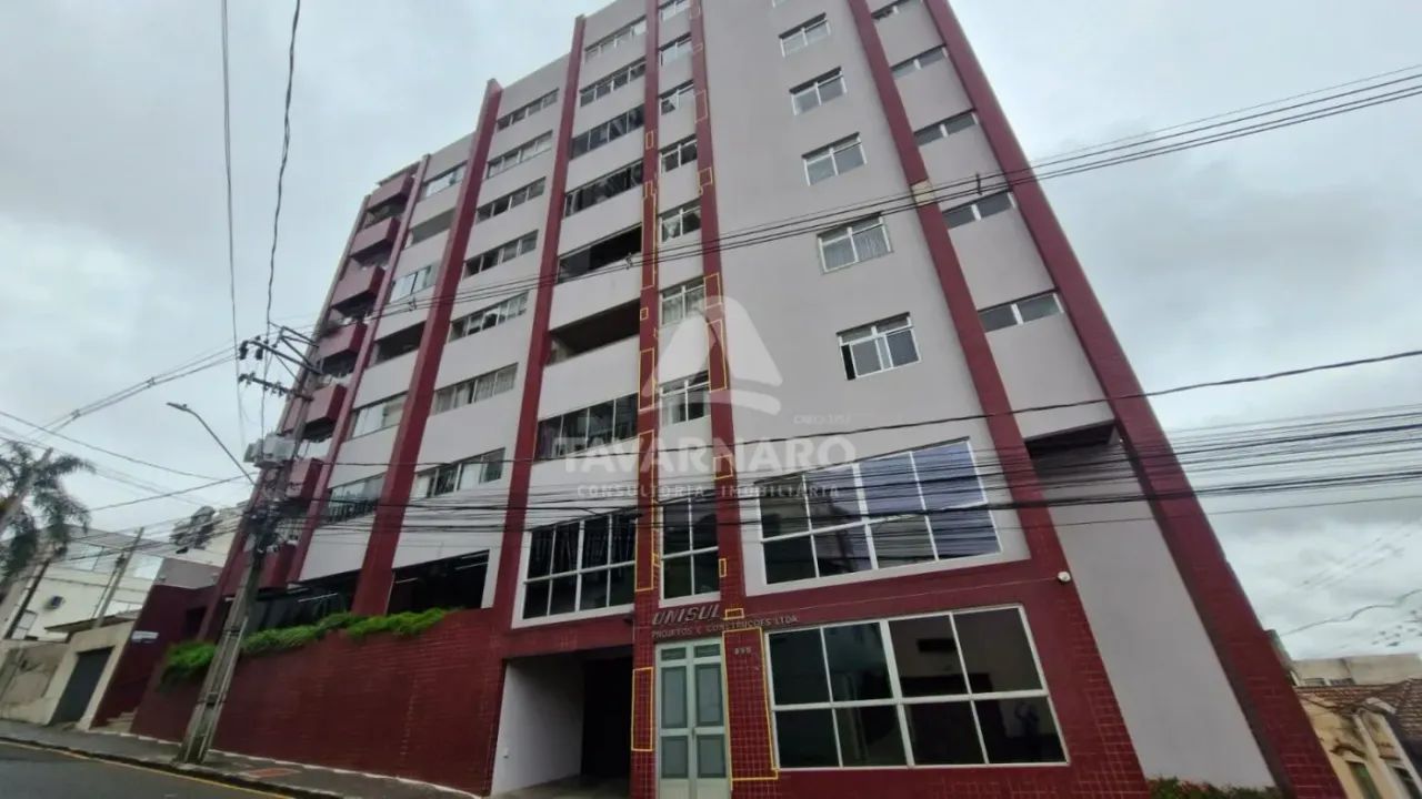 Cobertura com 4 dormitórios e duas suítes