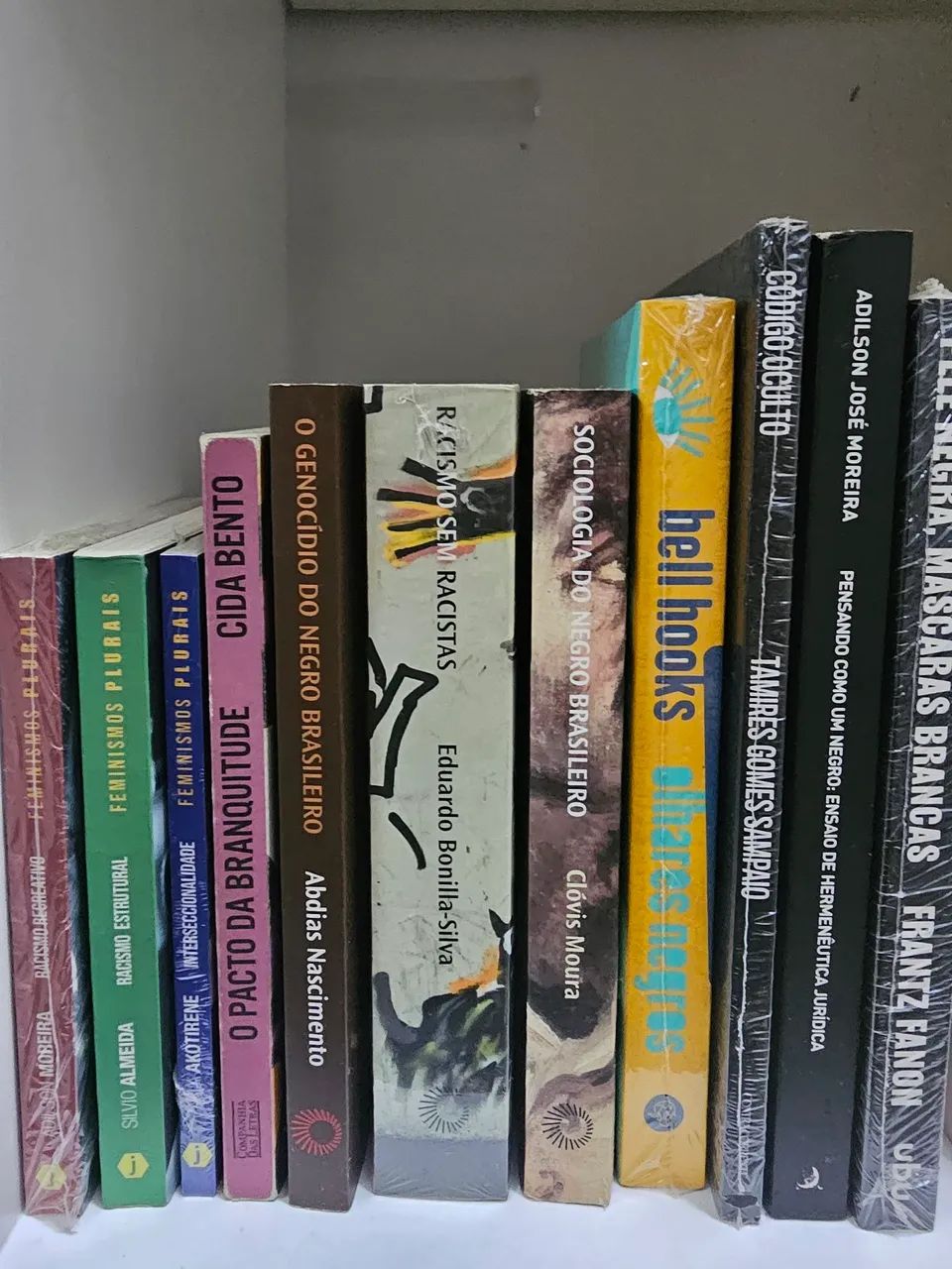 Livros novos. - Foto 2