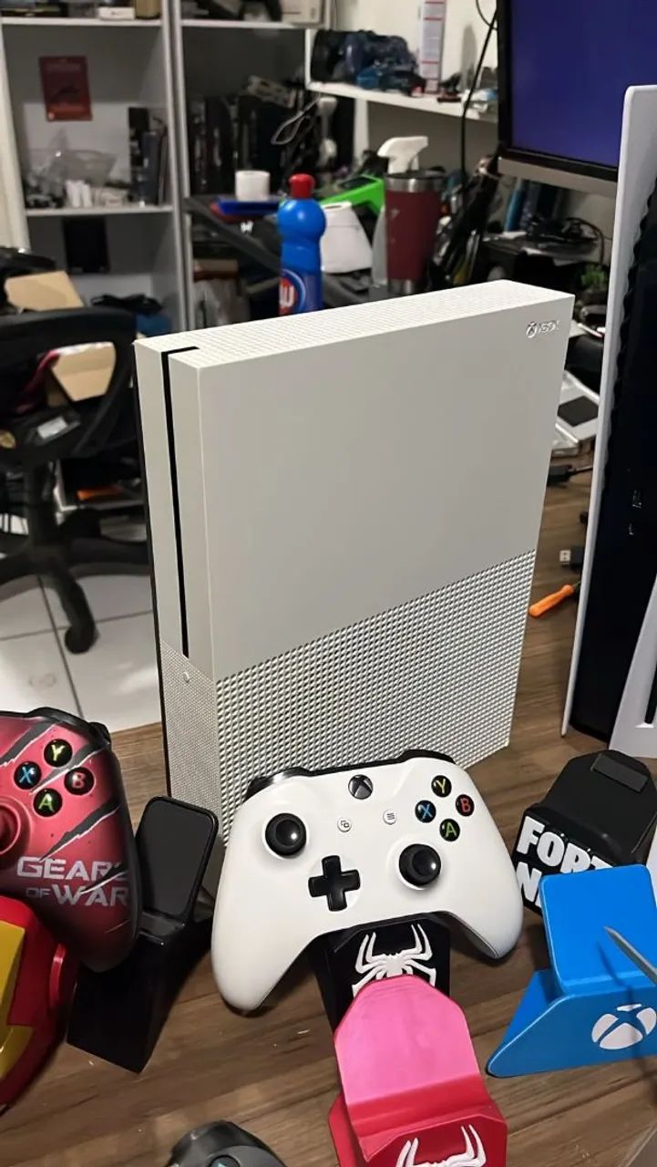 Xbox one S 1T 
