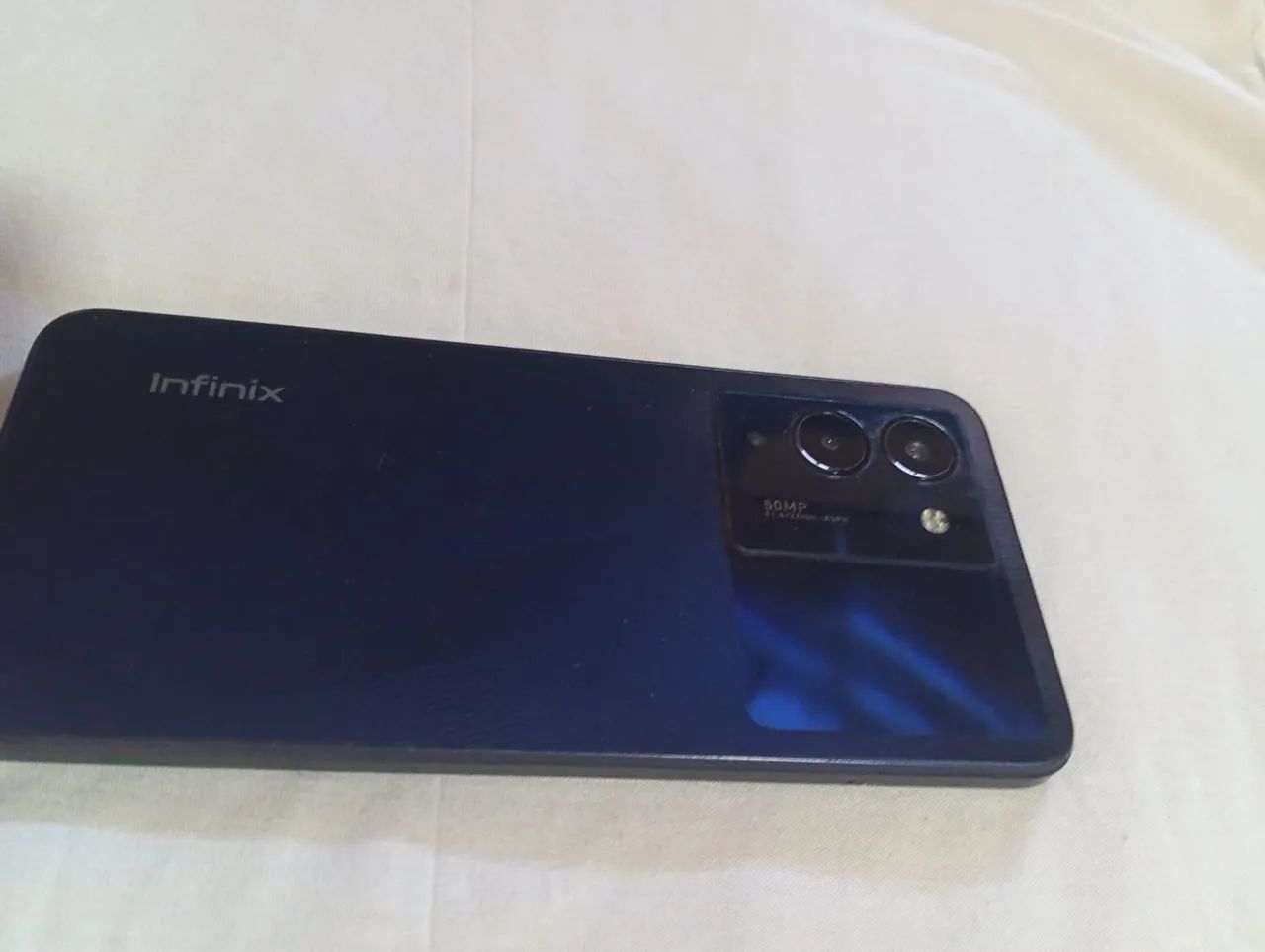 Celular Infinix note 12 , Android 13 128GB 8GB de RAM - Foto 2