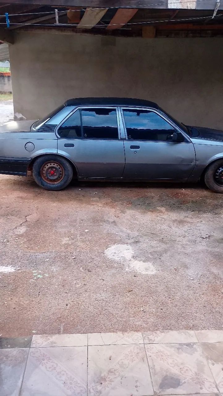 Chevrolet Monza GL 2.0 Efi/sl/l/650/club/barc.2e4p (álcool) 1996