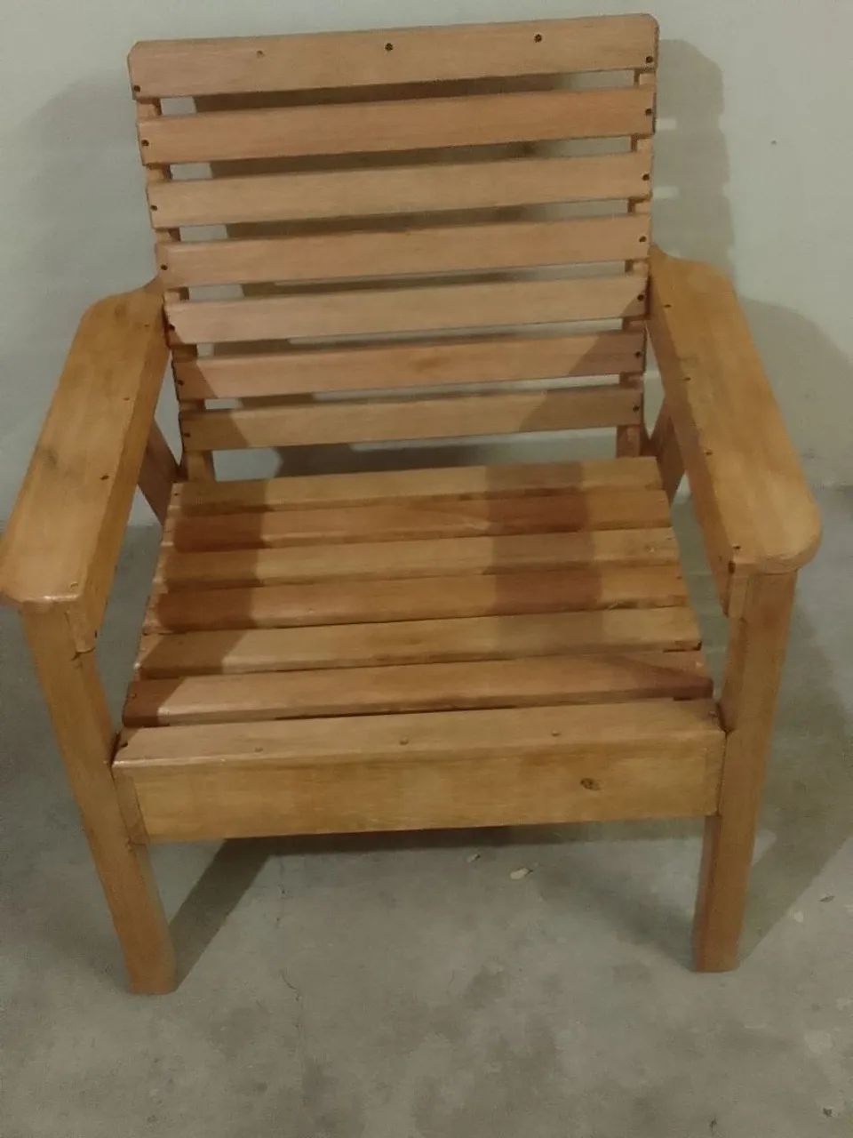 cadeira de madeira  - Foto 2