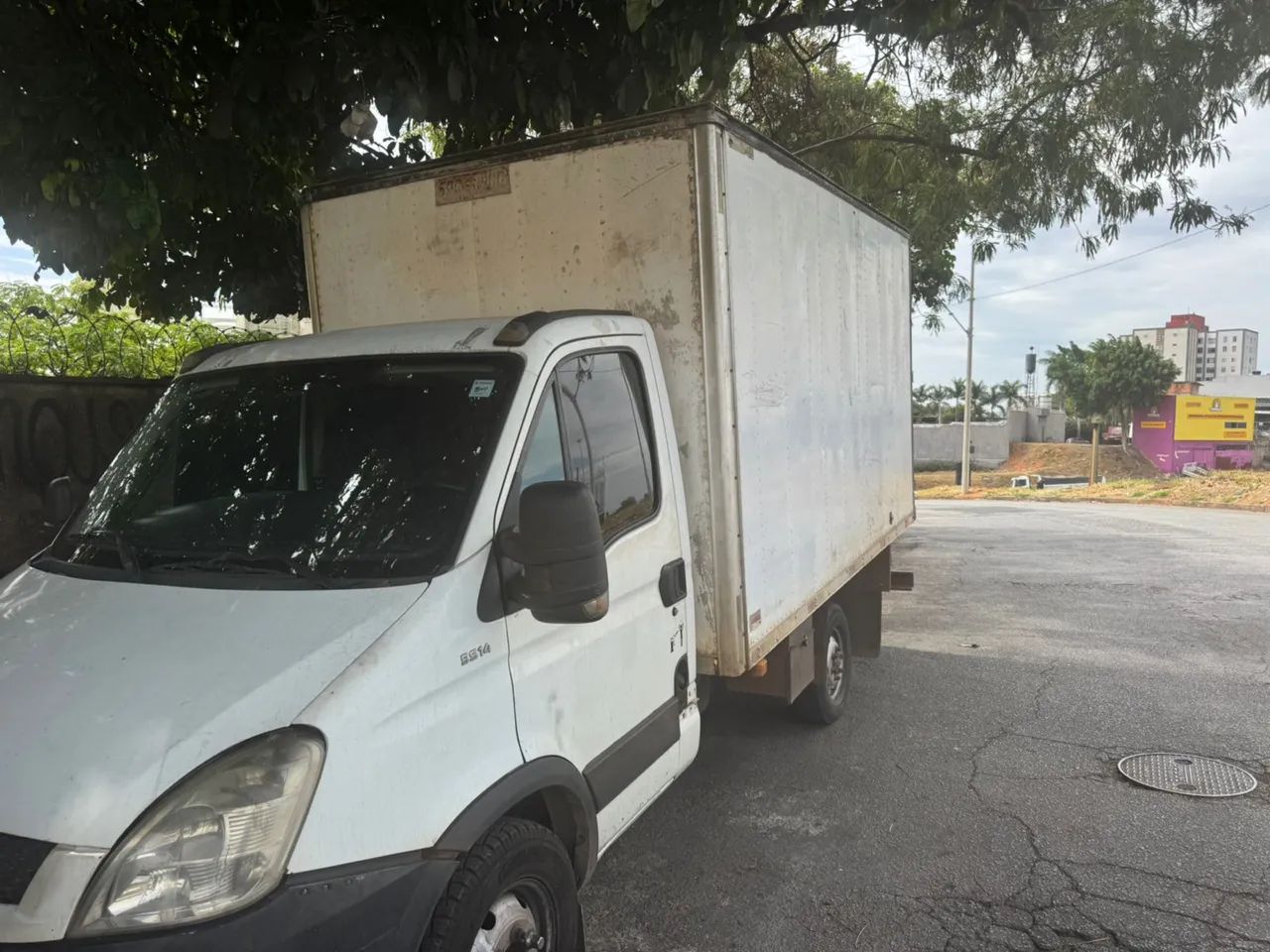 IVECO DAILY 35s14 Baú 2012/2013 - Foto 5