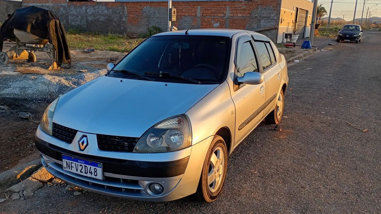 Renault Clio Clio Sed.RT/Privil.1.0/1.0 Hi-Pow.16V 4p 2006