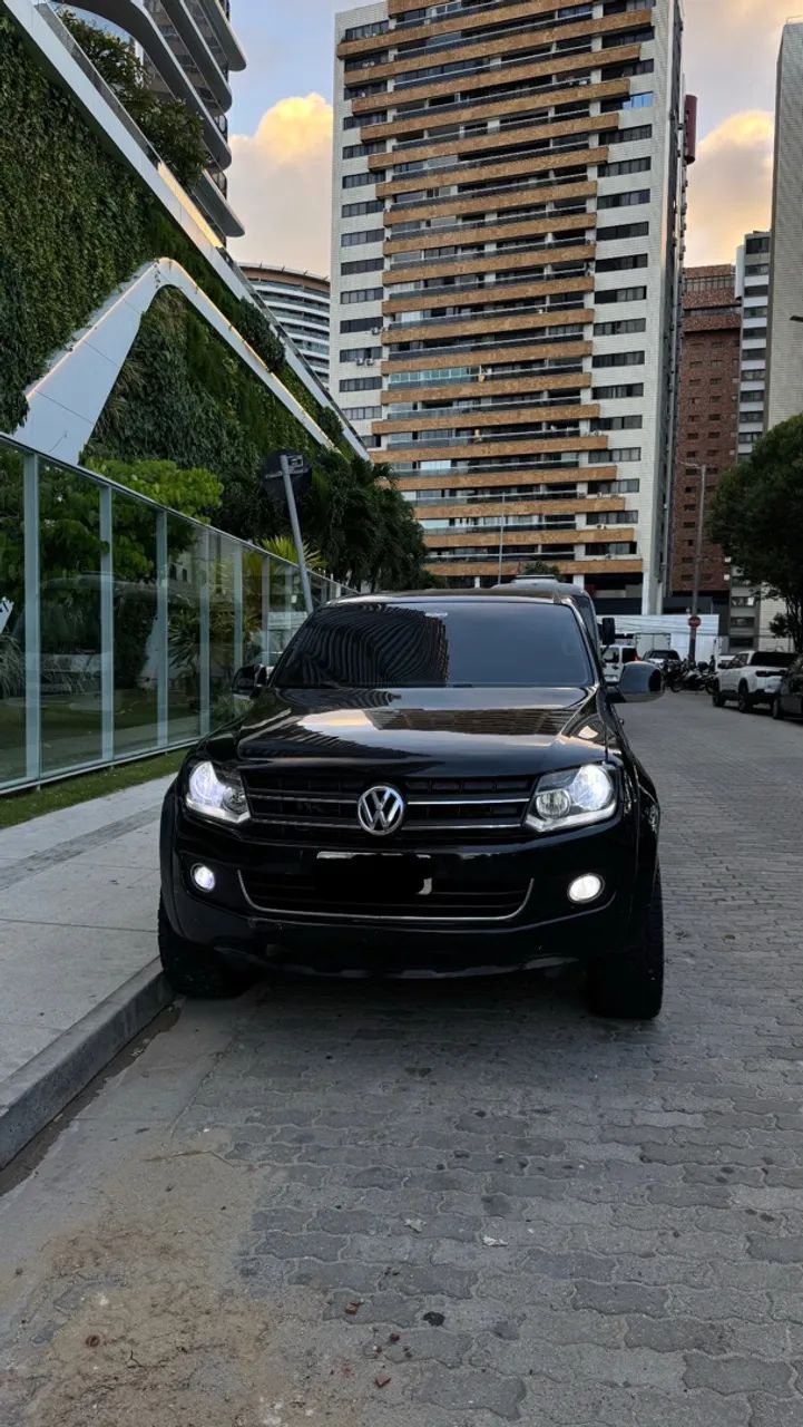 Volkswagen Amarok HIGH.CD 2.0 16V TDI 4X4 DIES. AUT 2013