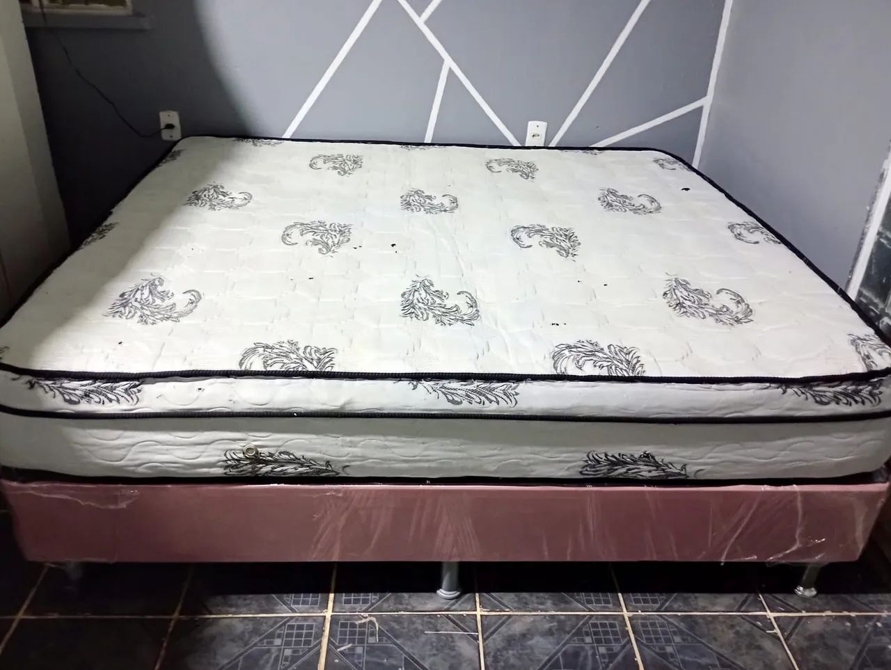 Cama Super King Duas Bases E Colchao De Molas Ensacadas Higienizada - Foto 2