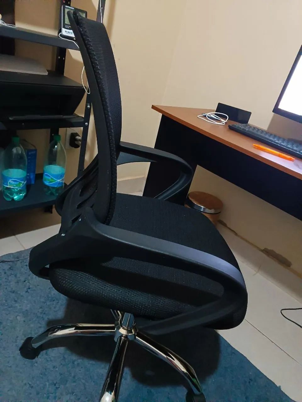 Cadeira Presidente Ergonômica 1 semana de uso - Foto 2