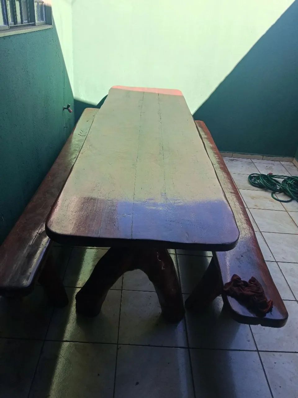 Mesa de madeira rústica