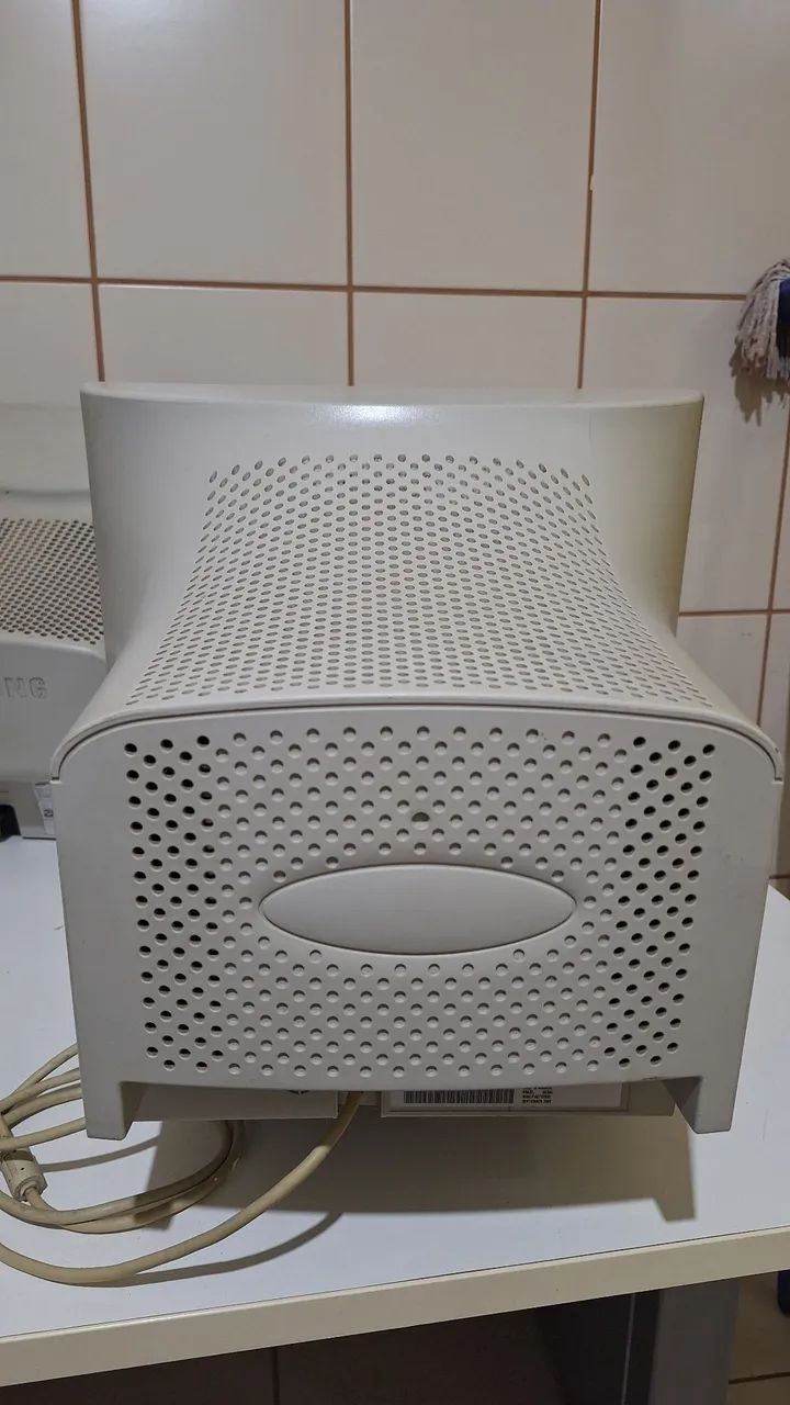 CRT Samsung 753DFX 17