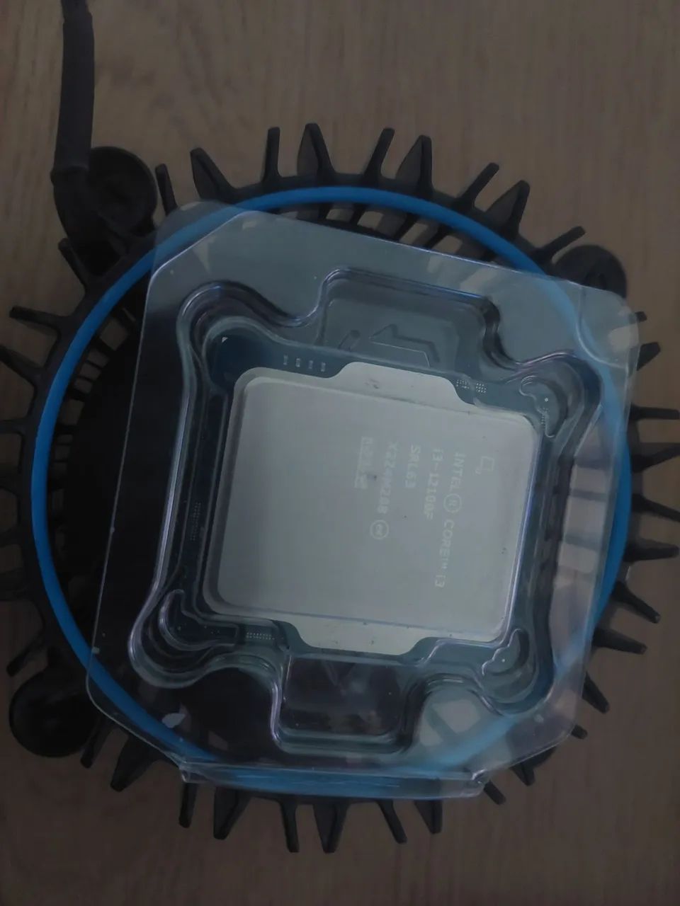 Processador Intel core i3 12100f + cooler