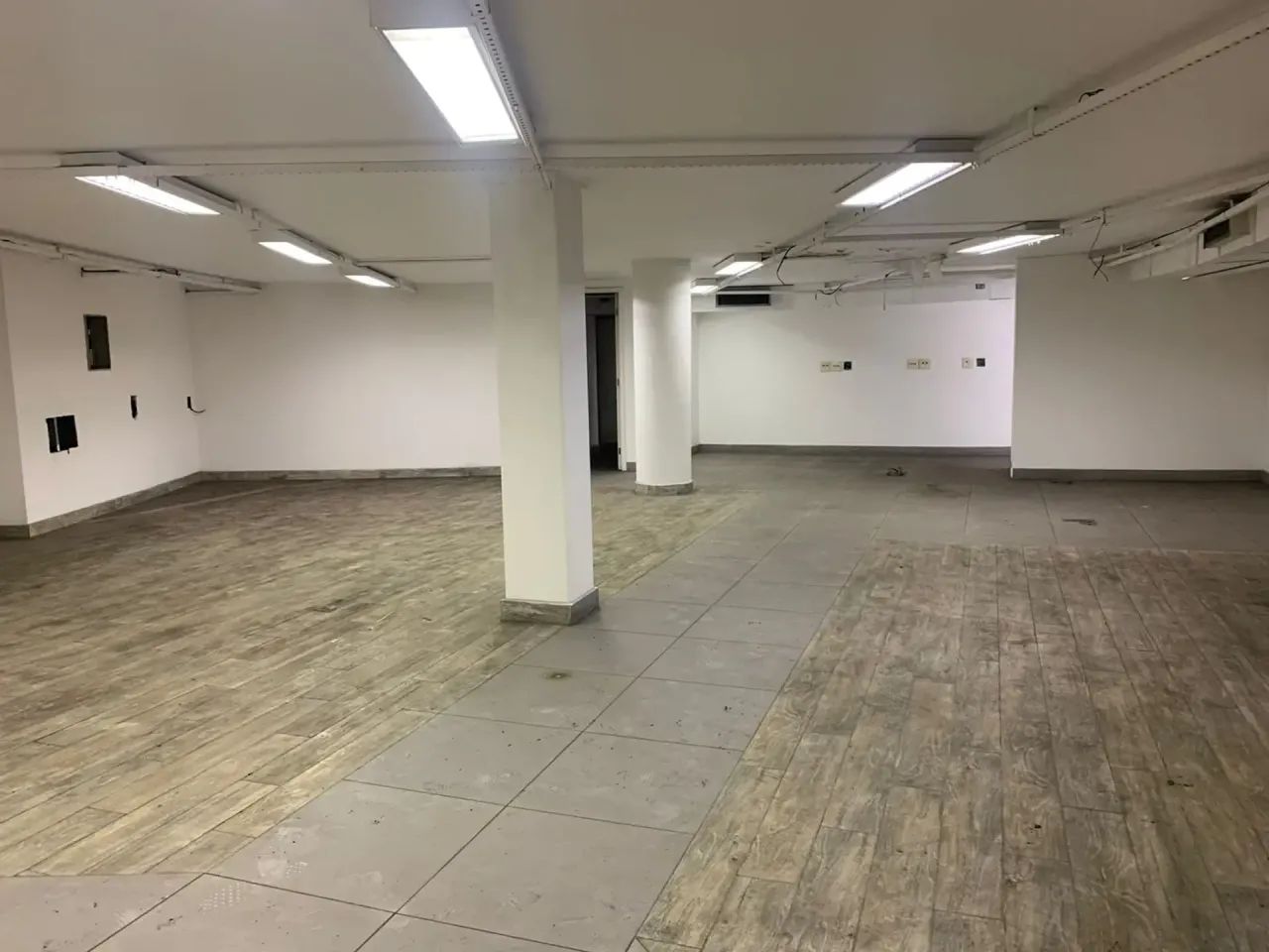 Fantástico prédio comercial na rua Uruguaiana - Foto 4
