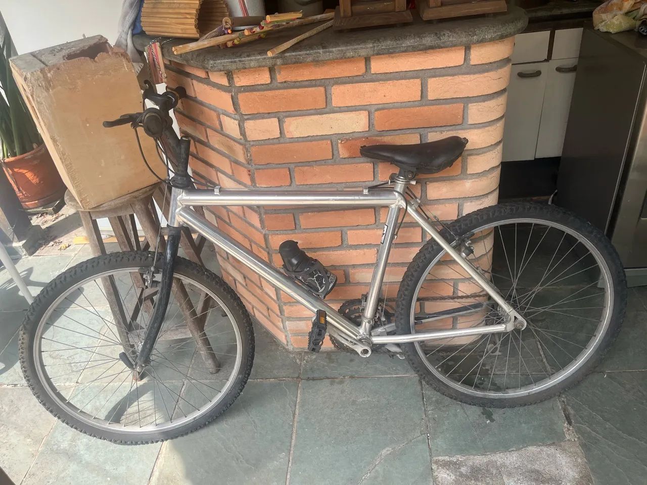Bicicleta cinza  - Foto 3