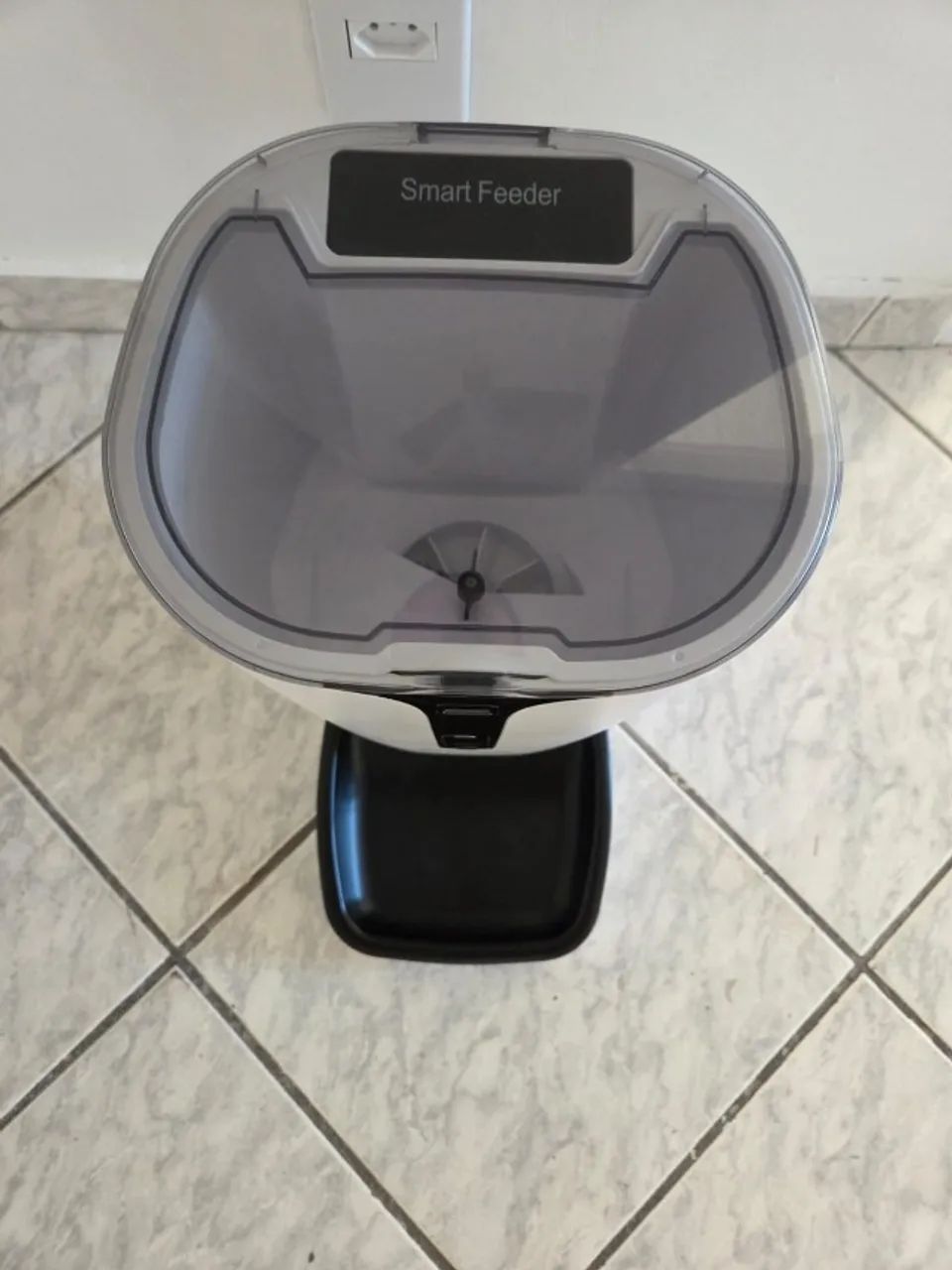 Alimentador Automático para Cães e Gatos Dogis Tech com câmera e wifi - Foto 3