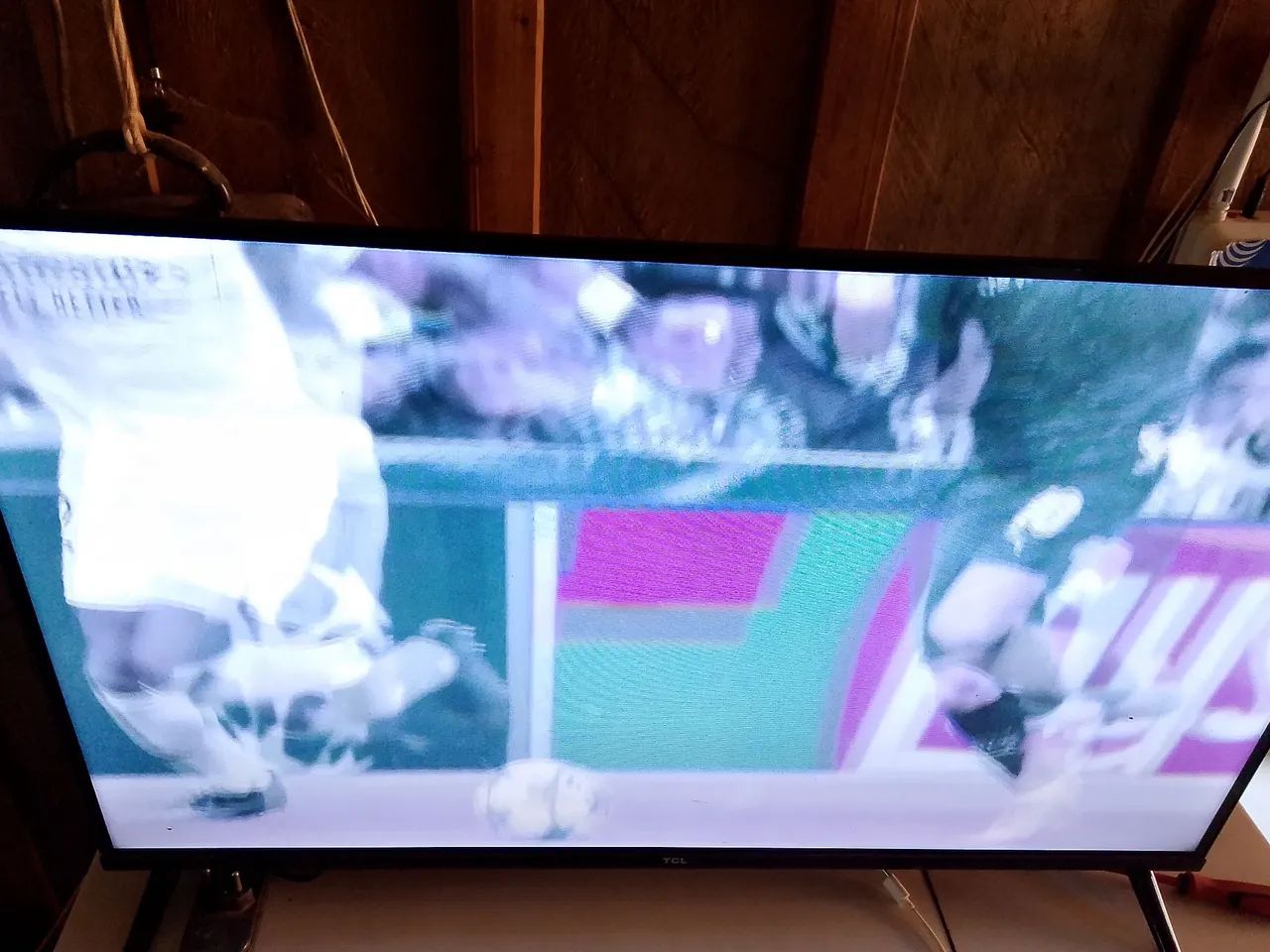 Tv smart 32 com defeito imagem fantasma  - Foto 2