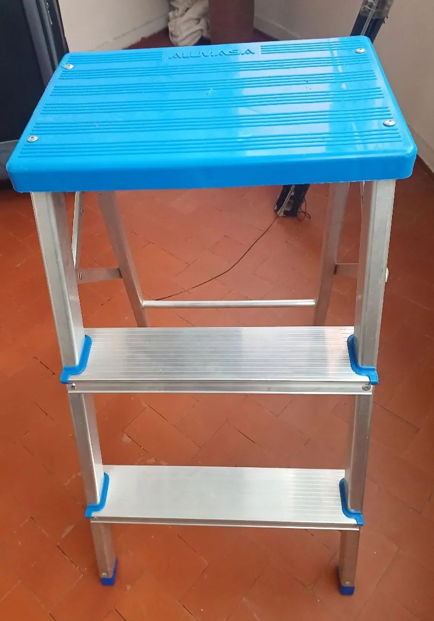 Escada de aluminio - Foto 2