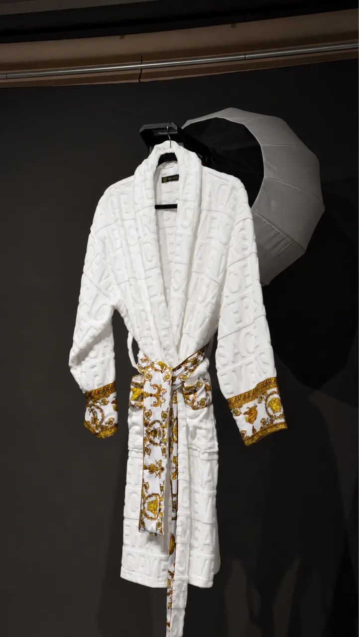 roupão versace barroco longo branco