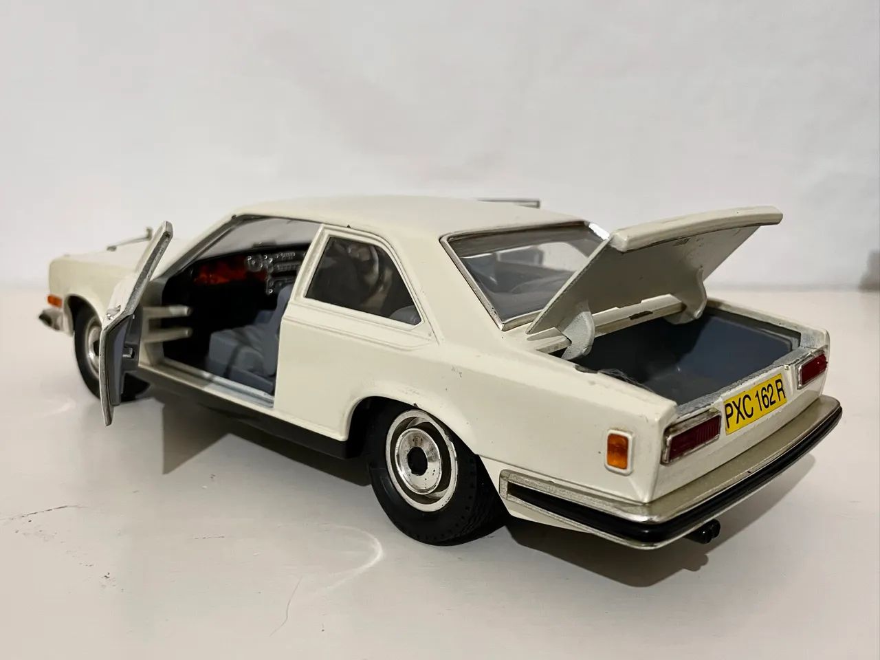 Miniatura Rolls Royce Bburago 1:22 - Foto 3