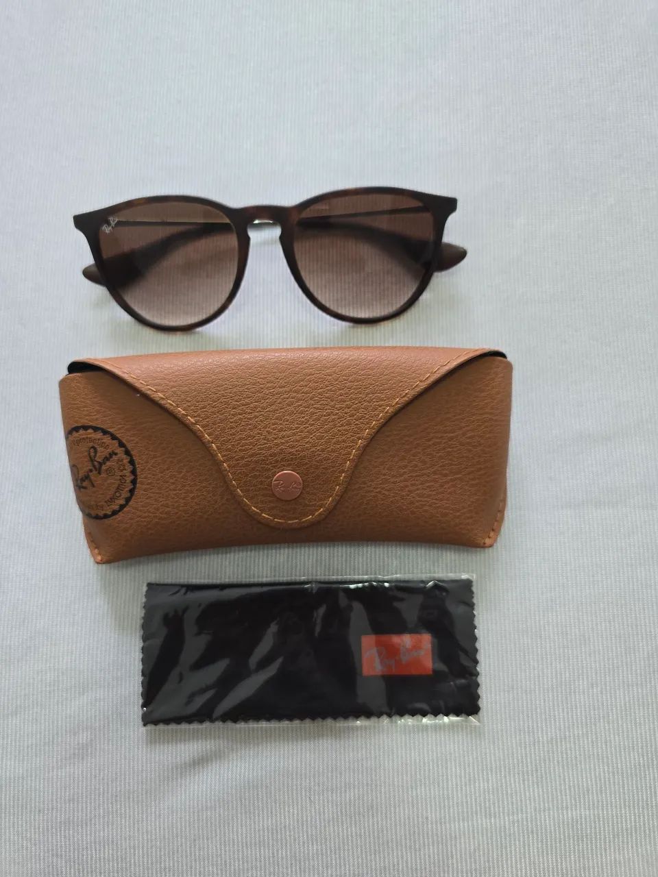 Óculos Ray-Ban Erika Classic marrom Original com Case
