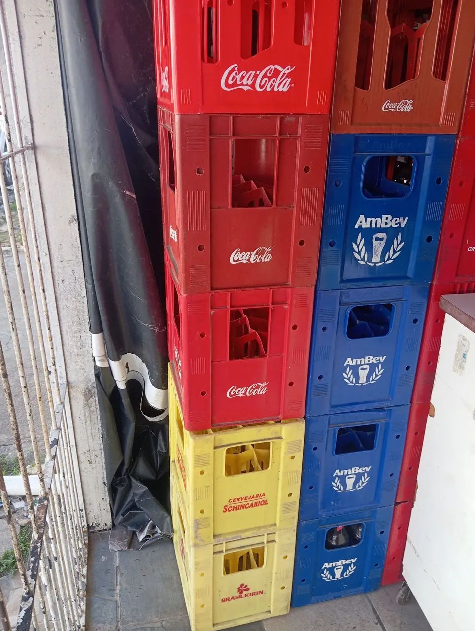 Caixa de coca e cerveja vazia - Foto 2