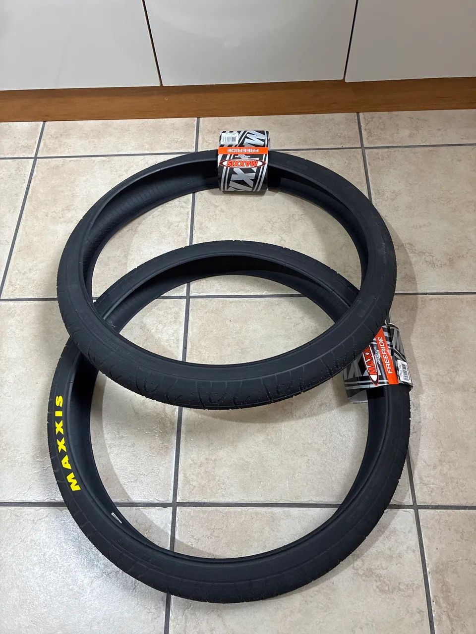 Pneu maxxix hook worm  - Foto 2