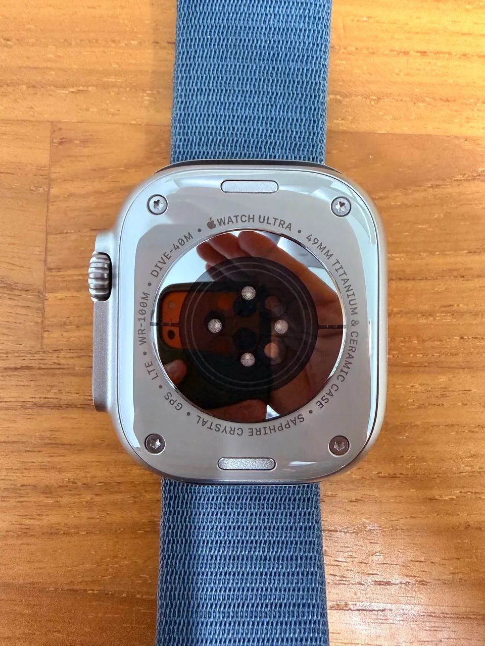 Apple Watch Ultra 2 - Foto 2