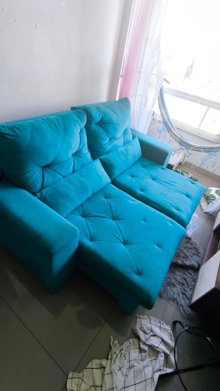 Sofá retrátil e reclinável azul Tiffany suede