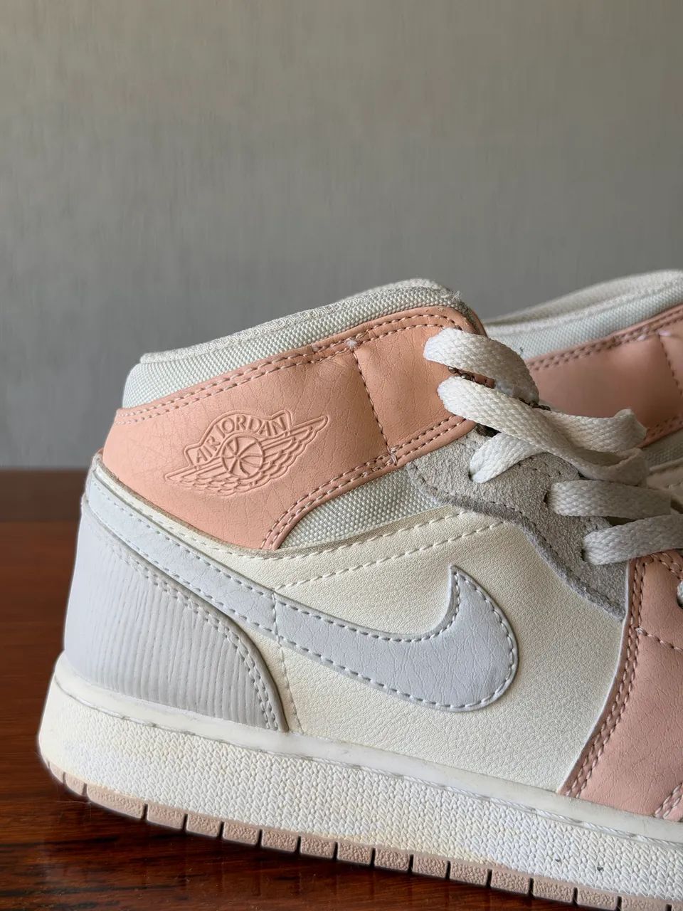 Nike Air Jordan 1 Mid Milan - Foto 2