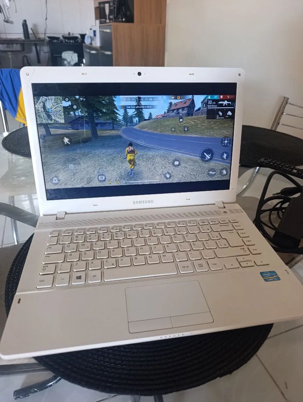 Notebook Samsung Intel Core i3 6GB RAM Bateria Boa Em Boas Condições  - Foto 5
