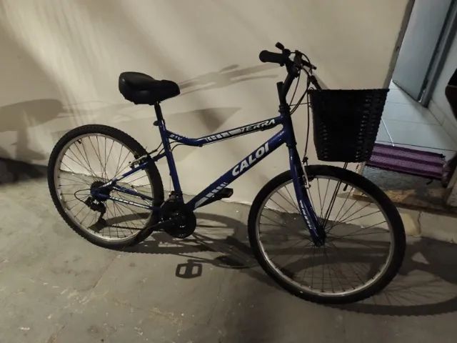 Bicicleta Caloi, com cesta frontal, nova!