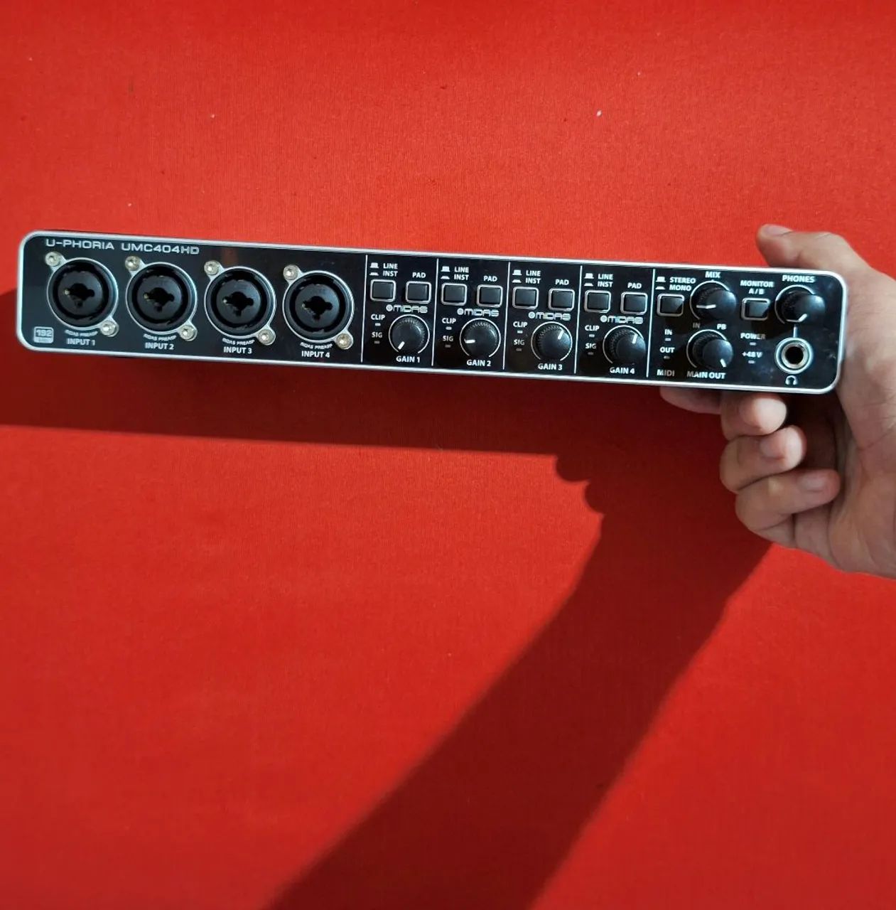 INTERFACE DE AUDIO BEHRINGER UMC404HD  - Foto 2