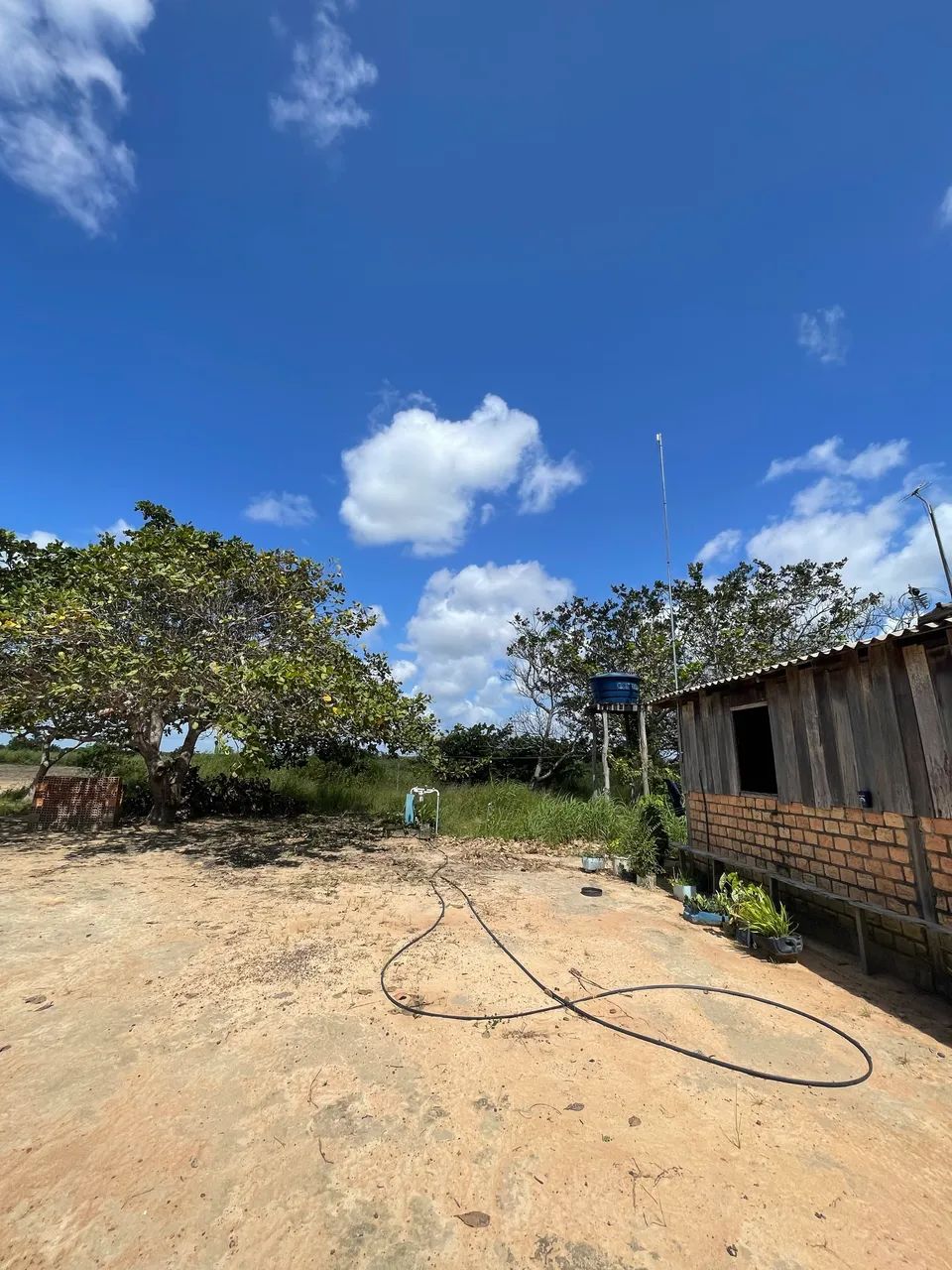 Oportunidade única Sítio com 40 Hectares de terra. 