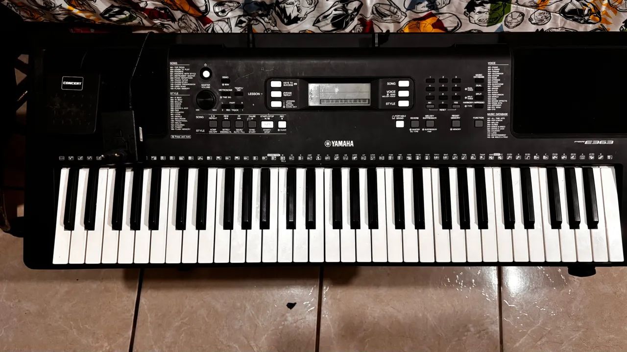 Teclado psr363