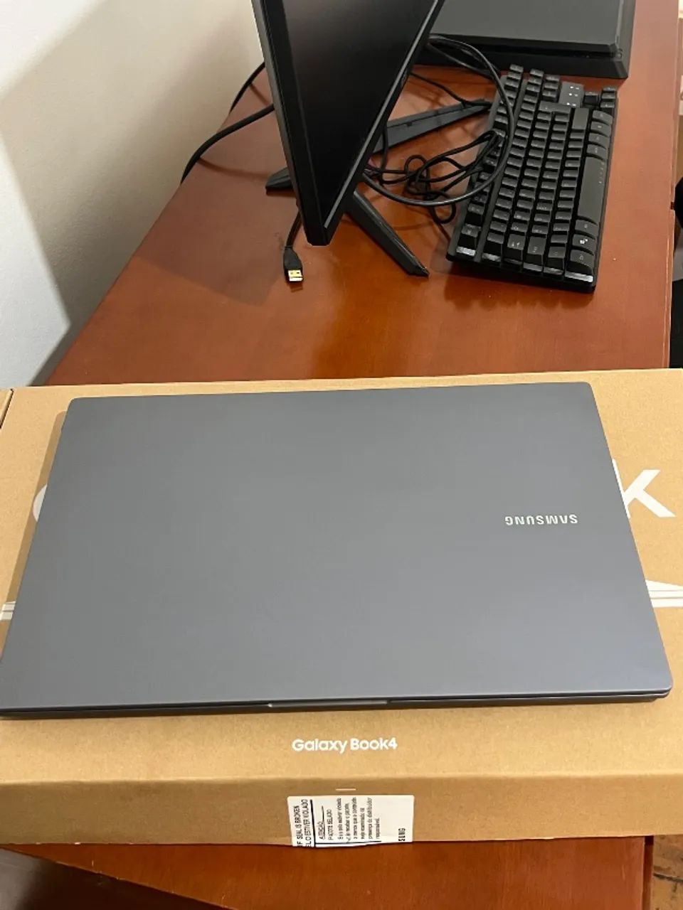 Notebook Samsung Galaxy Book 4 novinho!! - Foto 3