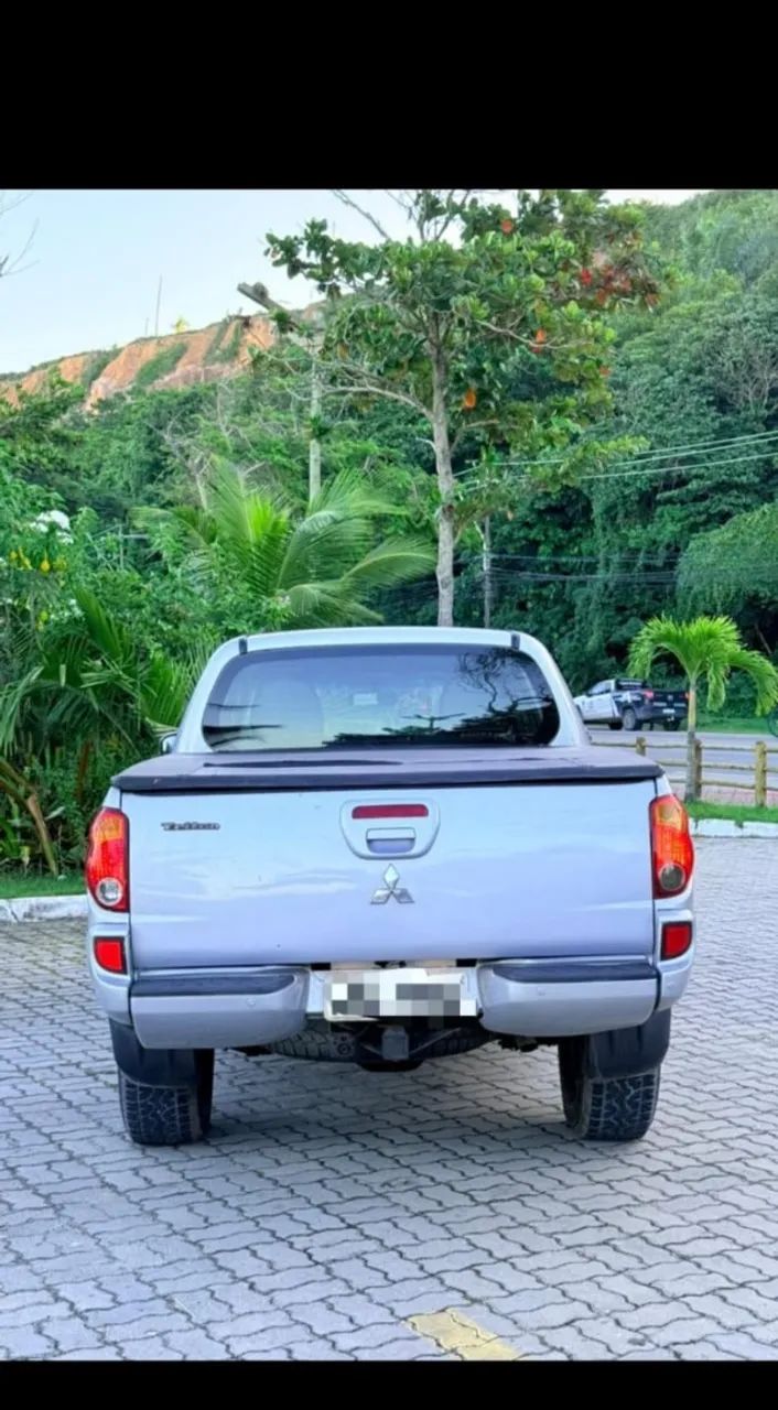 Mitsubishi L200 2012