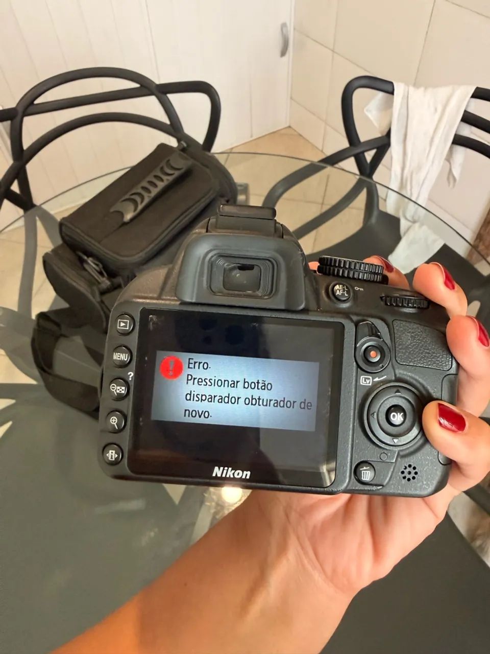 Nikon D3100 - Super conservada - Foto 5