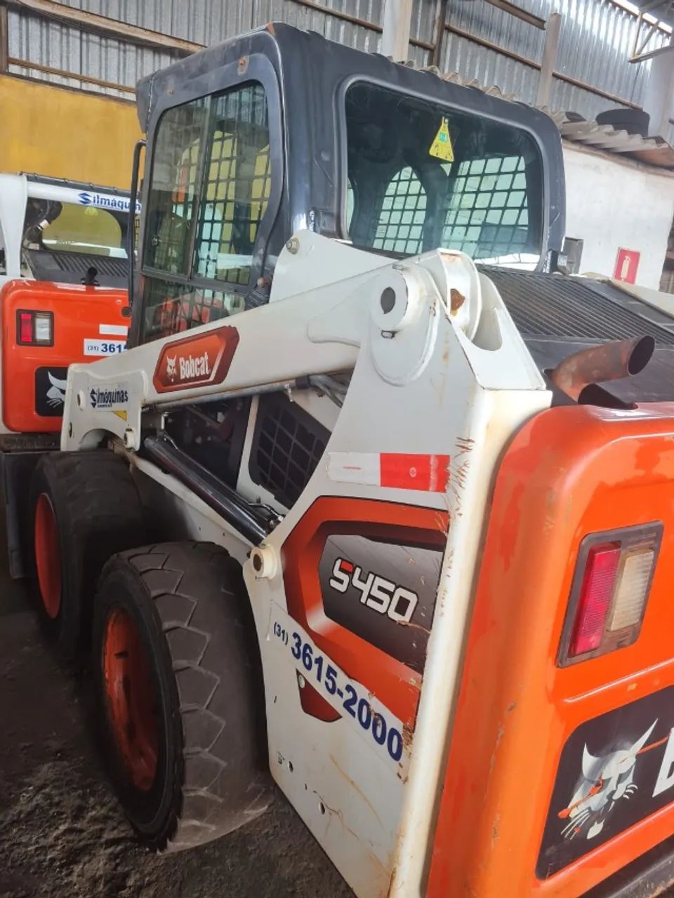 Minicarregadeira Bobcat S450 Ano 2024 Com 1606.2hs C Ar Cond - Foto 3