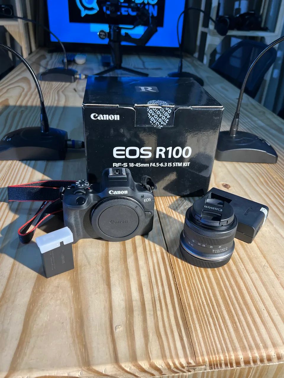 Canon R100  - Foto 6