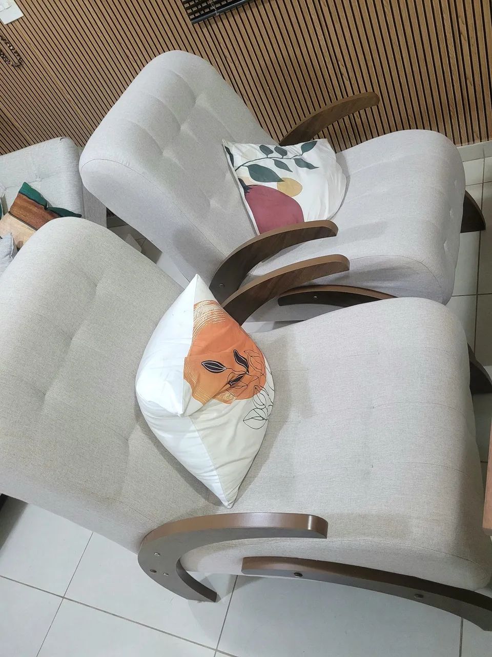 2 poltronas 65566226439938120