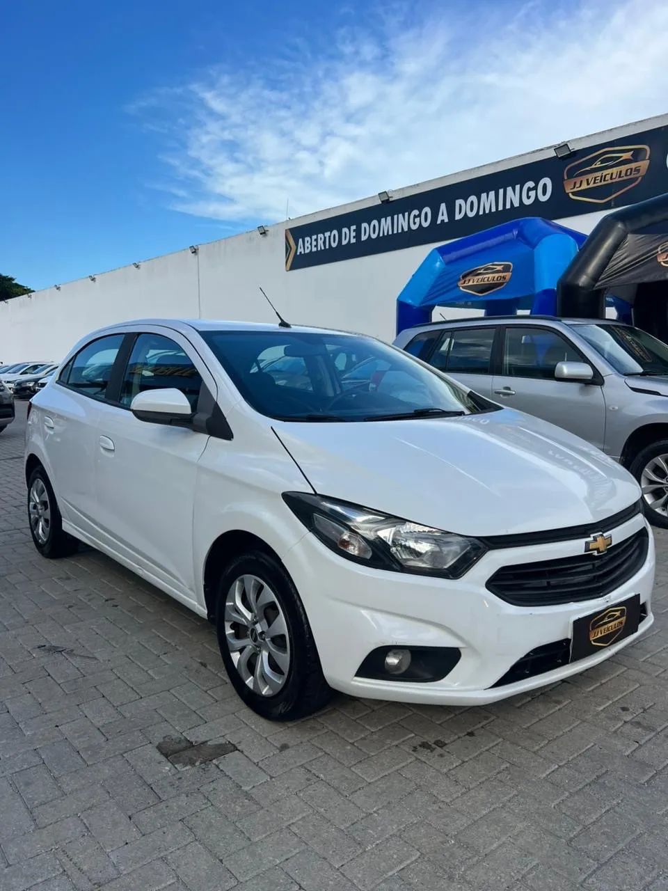 Chevrolet Onix Hatch LT 1.4 8V Flex Mec. 4P 2018 - Foto 3