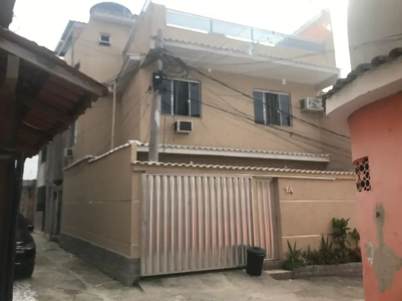 CASA COM 4 QUARTOS EM GUADALUPE - ACEITO ENTRADA - Foto 2