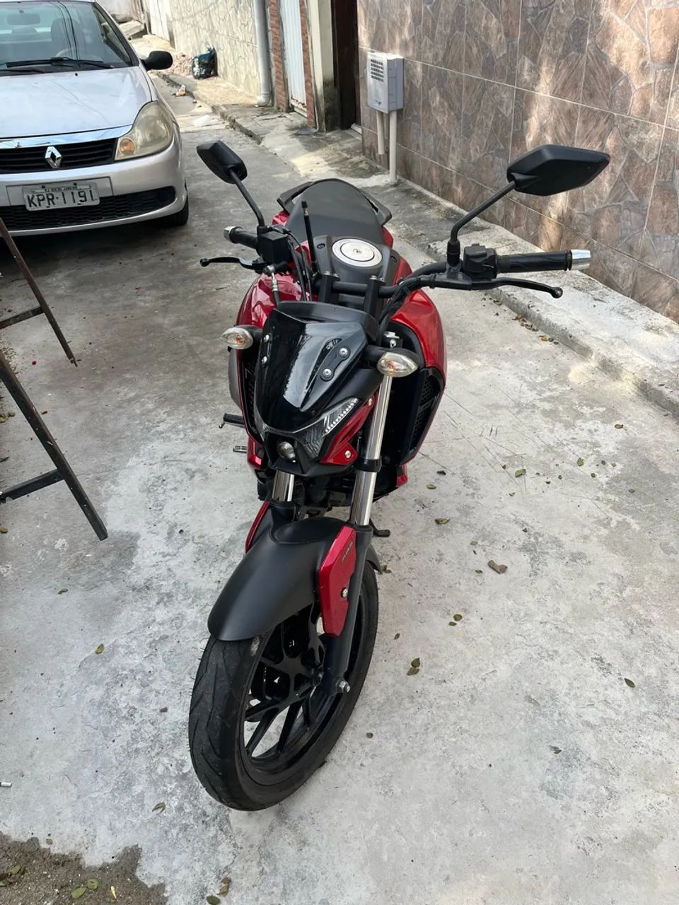 FZ15
