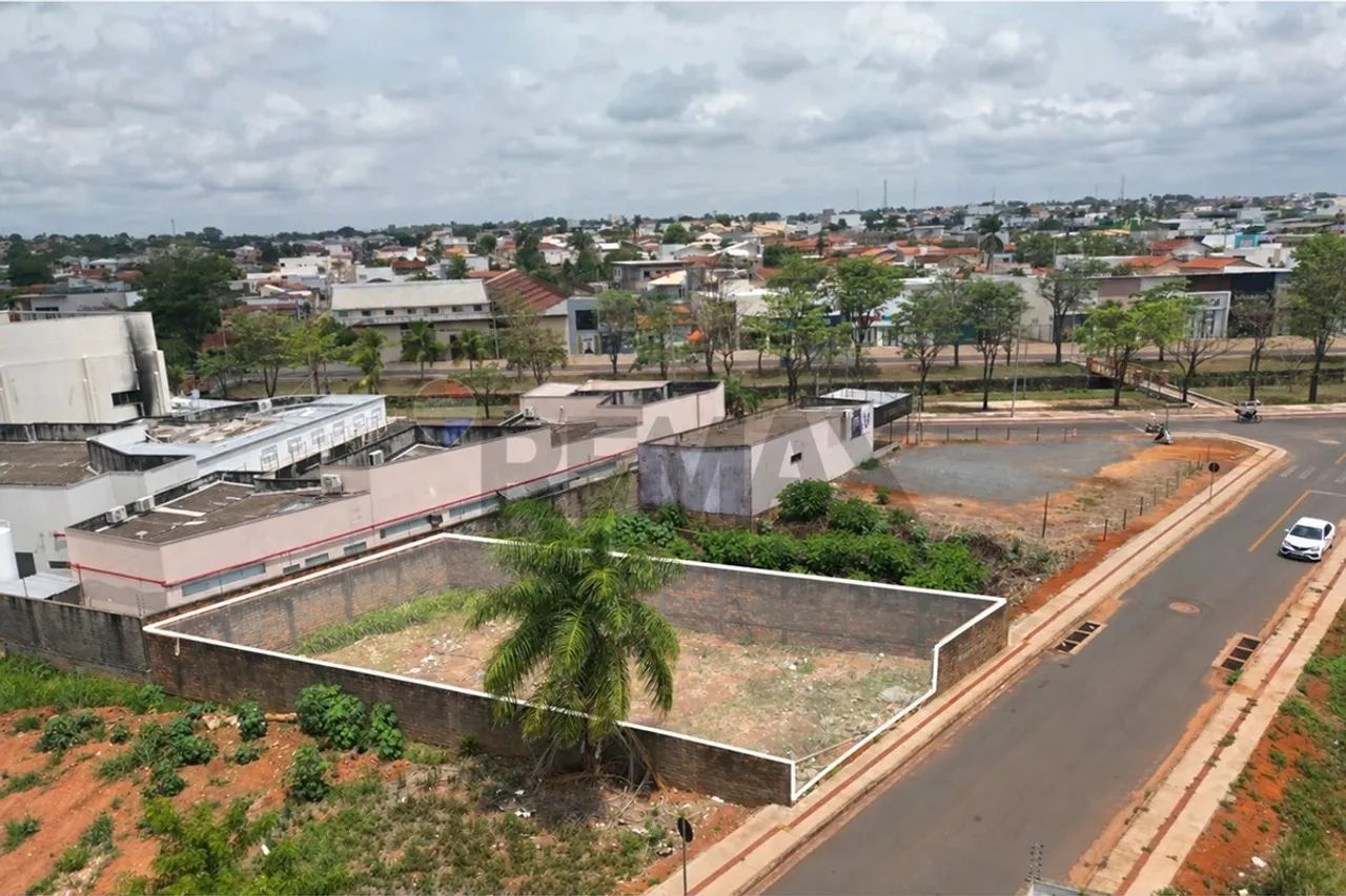 Terreno Comercial à Venda no Centro de Araguaína - TO - Foto 3
