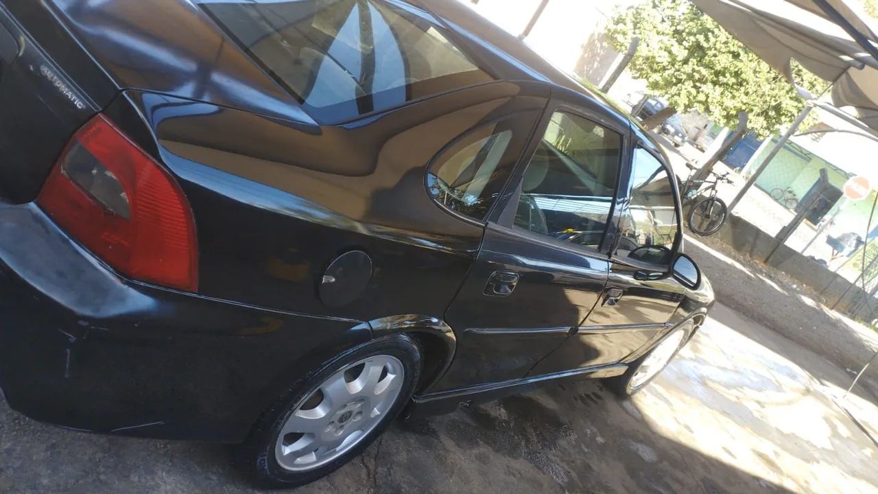 Chevrolet Vectra Vectra CD 2.2 16V / 2.0 16V Mec./Aut. 2002